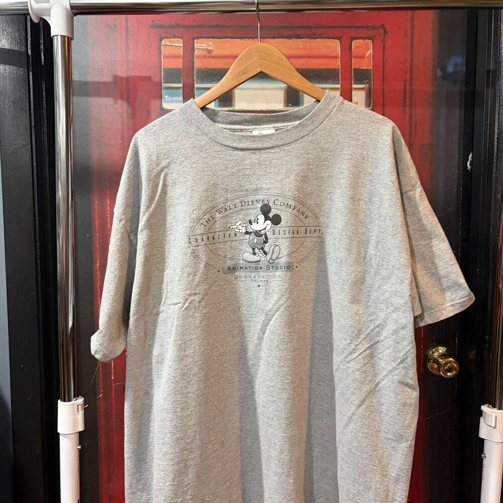 Disney Men's Grey T-shirt